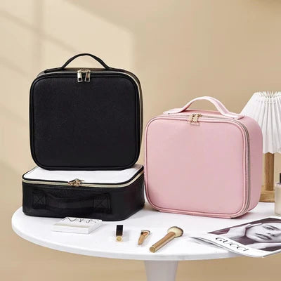 Make Pro - Nécessaire de Couro com Espelho LED + Brinde Exclusivo (Kit 13 Pincéis Beauty Soft)